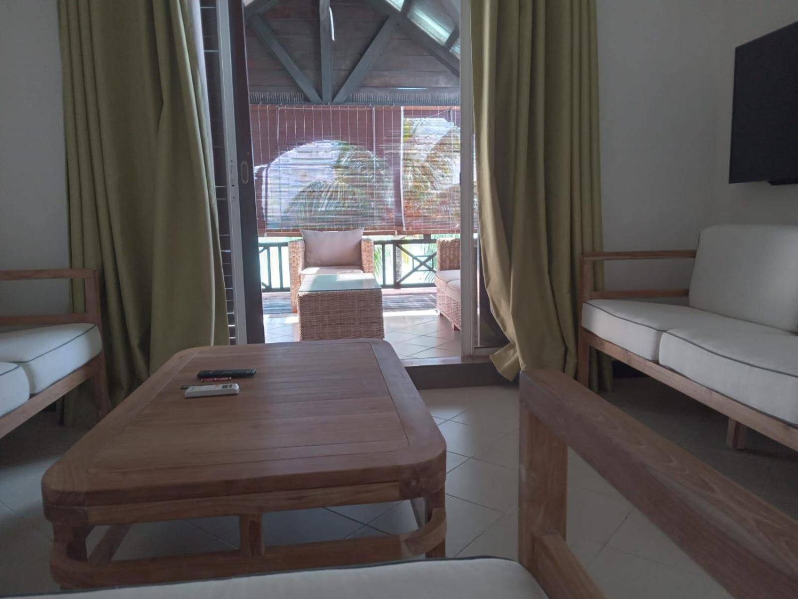 Sunset Boulevard, Grand Bay Ngoại thất bức ảnh
